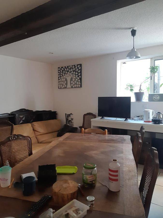 Gîte pour 12 personnes, avec terrasse à Montmarault - 3