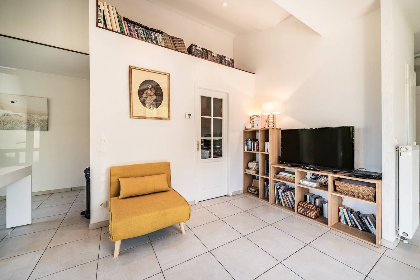 Apartamento entero, Apartamento «De Charme Évian» con vistas al lago, balcón y Wi-Fi in Évian-les-Bains, Thonon-les-Bains region