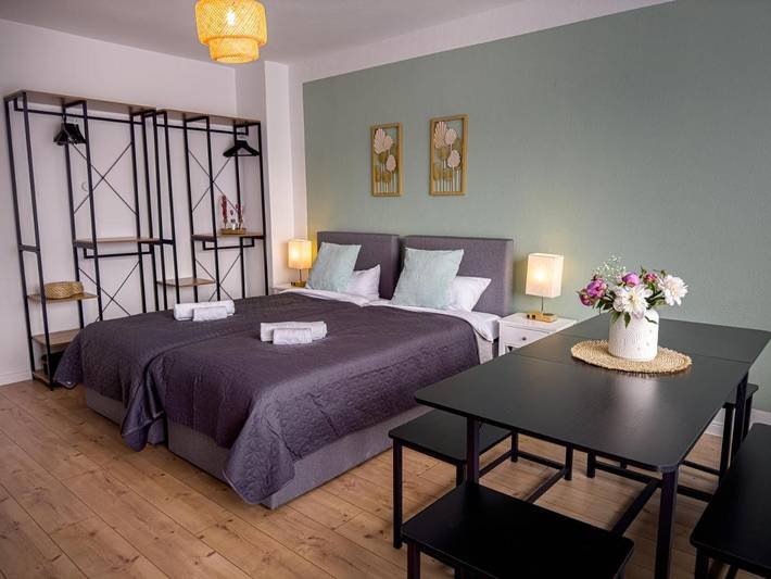 Ferienwohnung für 7 Personen, mit Garten und Ausblick, mit Haustier in Bremer Freimarkt