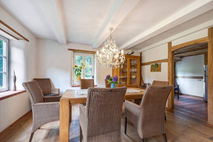 Ferienhaus 'Hof Hohe Eichen' mit privater Terrasse, privatem Garten und Wi-Fi in Elbtalaue