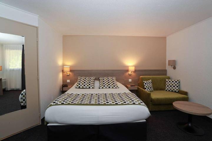 Hôtel pour 2 personnes, avec jardin à Feytiat - 4