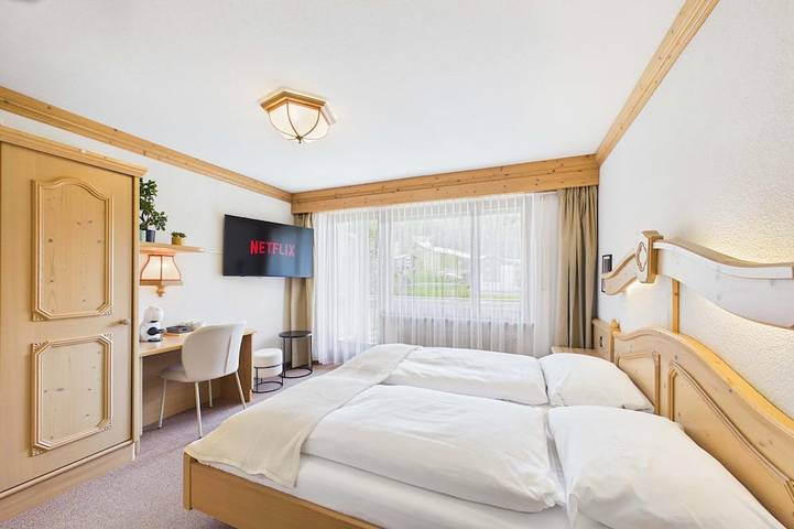 Ganze Wohnung, Bergblick-Doppelzimmer nahe SaasFee in Saas-Almagell, Walliser Alpen