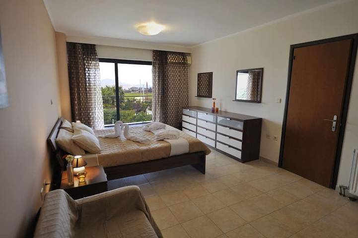 Xenos Villa 2 - Luxusvilla Mit Privatem Swimmingpool, Nahe Dem Meer in Tigaki, Kos