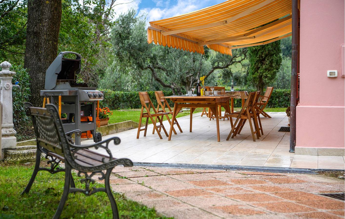 Maison de vacances pour 9 personnes avec piscine in Montelabbate, Valle del Metauro