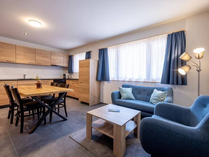 Ferienwohnung für 4 Personen, mit Ausblick im Berner Oberland