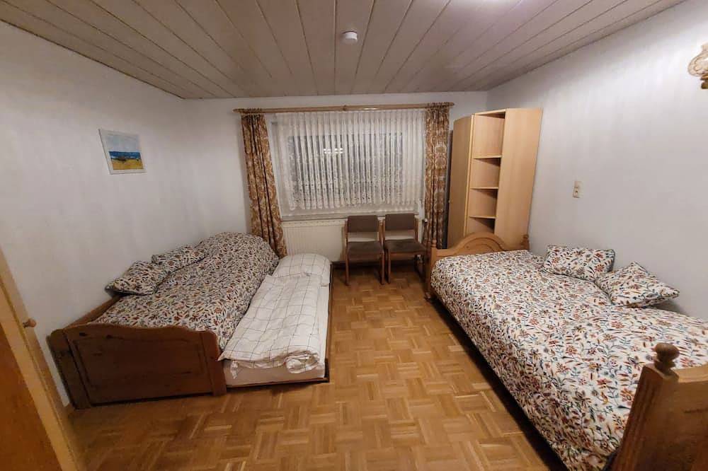 Ganze Wohnung, Ferienwohnung mit Garten in Drochtersen in Drochtersen, Cuxland