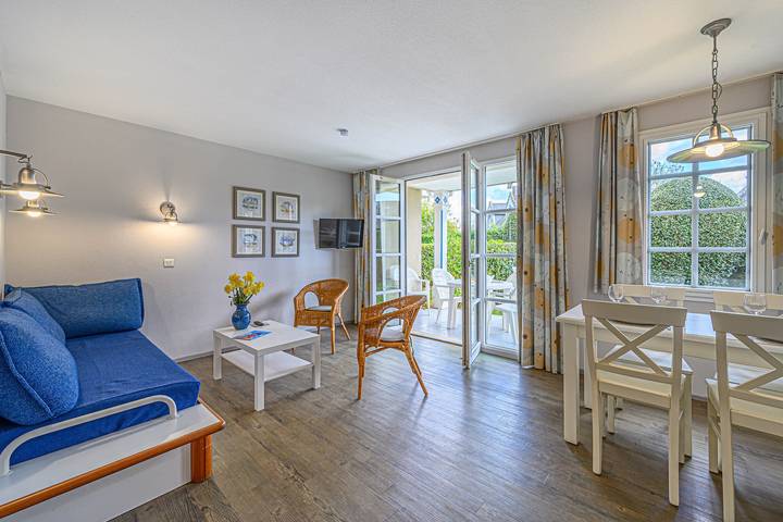Vakantiewoning voor 4 personen, with Terras and Tuin as well as Zwembad in Bénodet