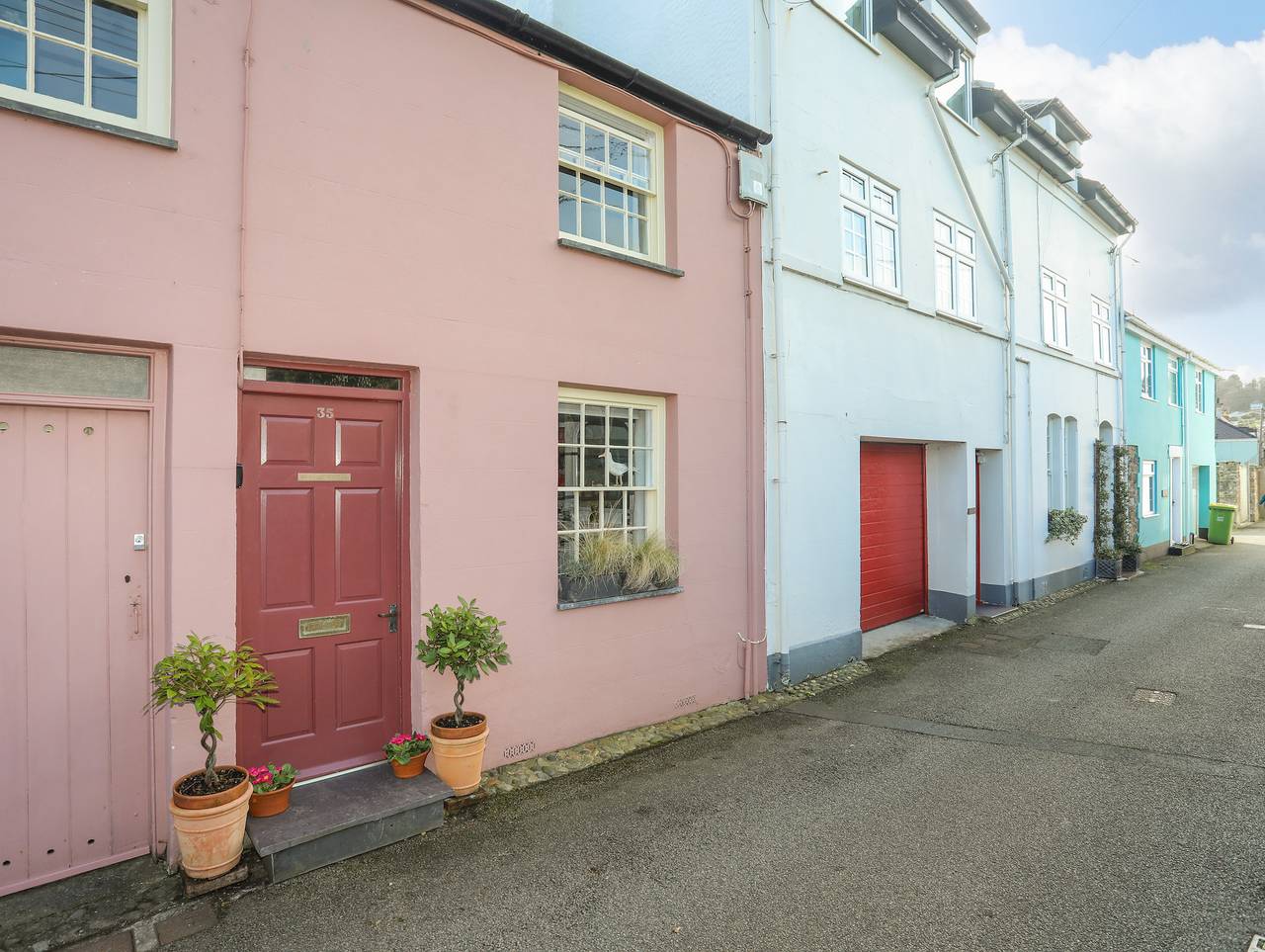 Seagull Cottage in Beaumaris, Isle of Anglesey