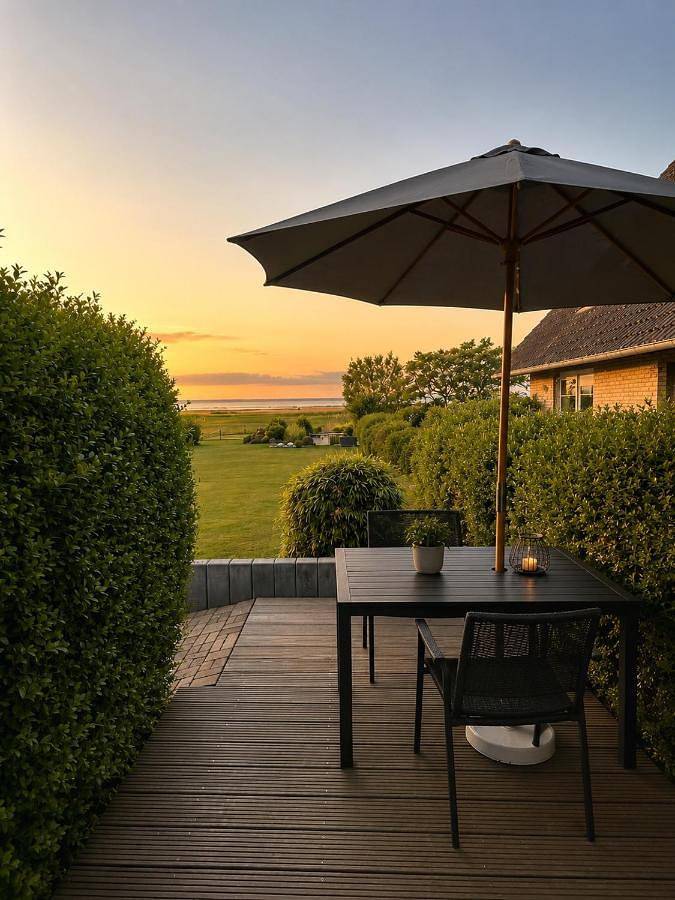 Bungalow für 2 Personen, mit Ausblick und Seeblick sowie Garten, mit Haustier