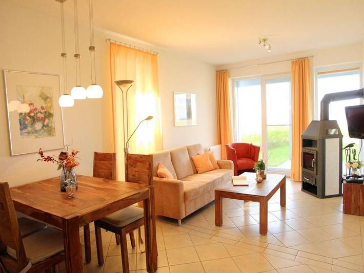 Ferienpark für 4 Personen, mit Terrasse und Garten sowie Sauna in Rechlin