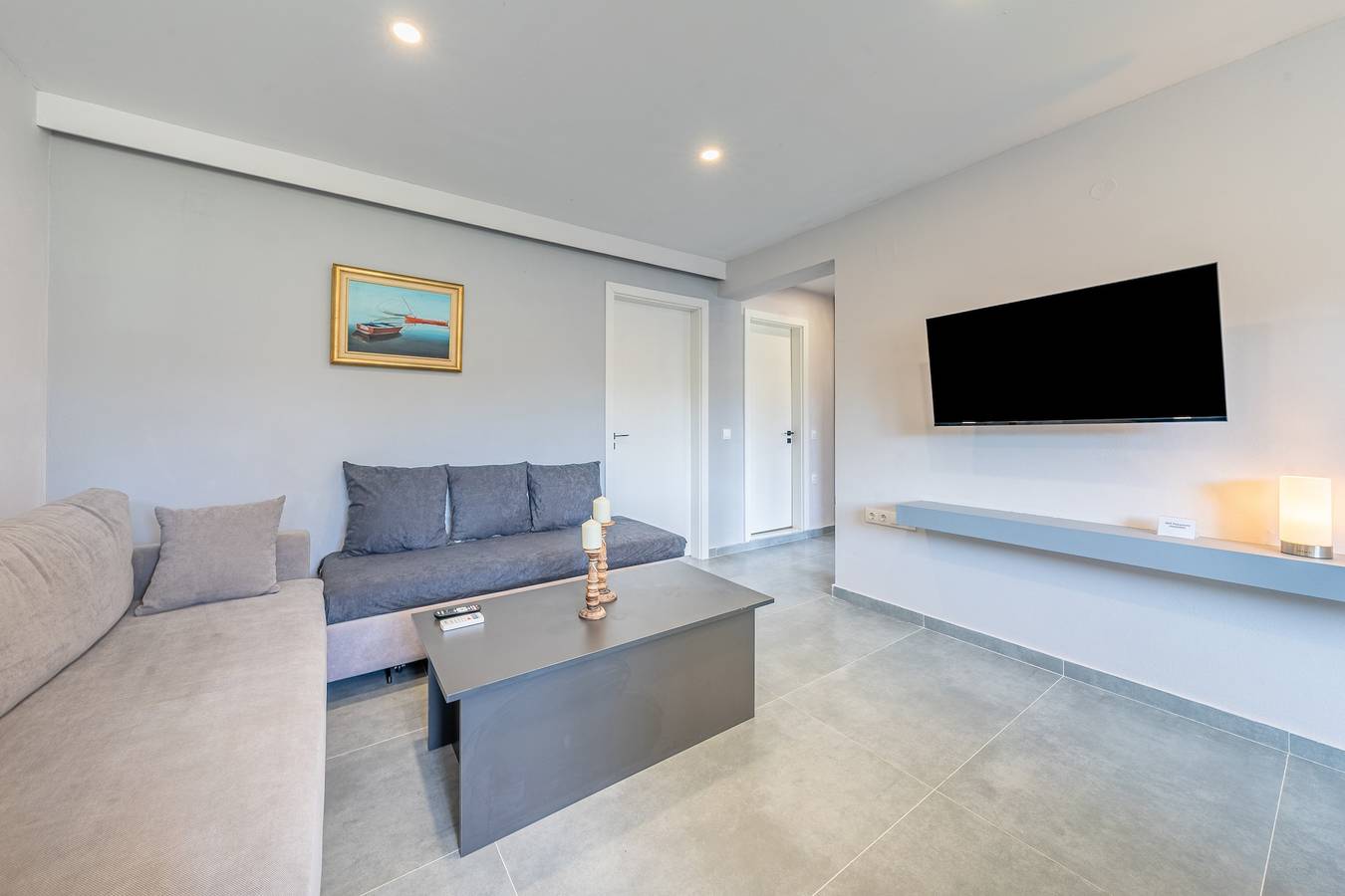 Ganze Wohnung, Ferienwohnung 'Starry Sky Luxury 2' mit Gemeinschaftsterrasse, Wi-Fi und Klimaanlage in Korfu