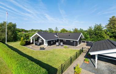Ferienhaus für 6 Personen, mit Terrasse und Garten sowie Whirlpool, mit Haustier in Dänemark an der Nordsee