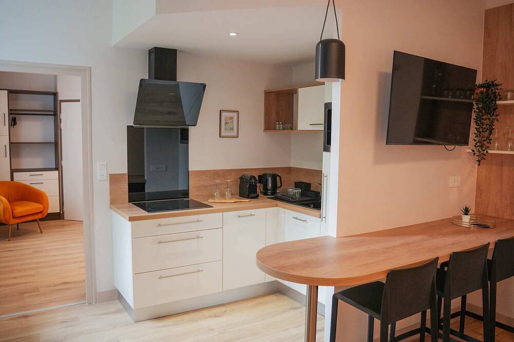 Entire apartment, Koonty - Luxury accommodation in Finistère n°229 in Landerneau, Brest region