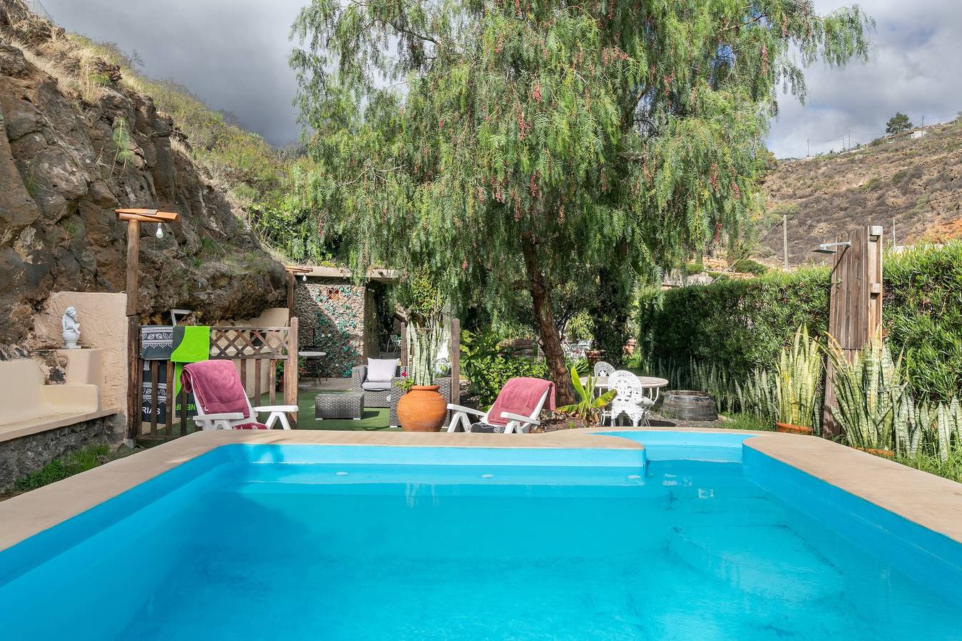 Finca de vacaciones con piscina en Arafo, vistas a la montaña, piscina privada y Wi-Fi in Arafo, Arafo region