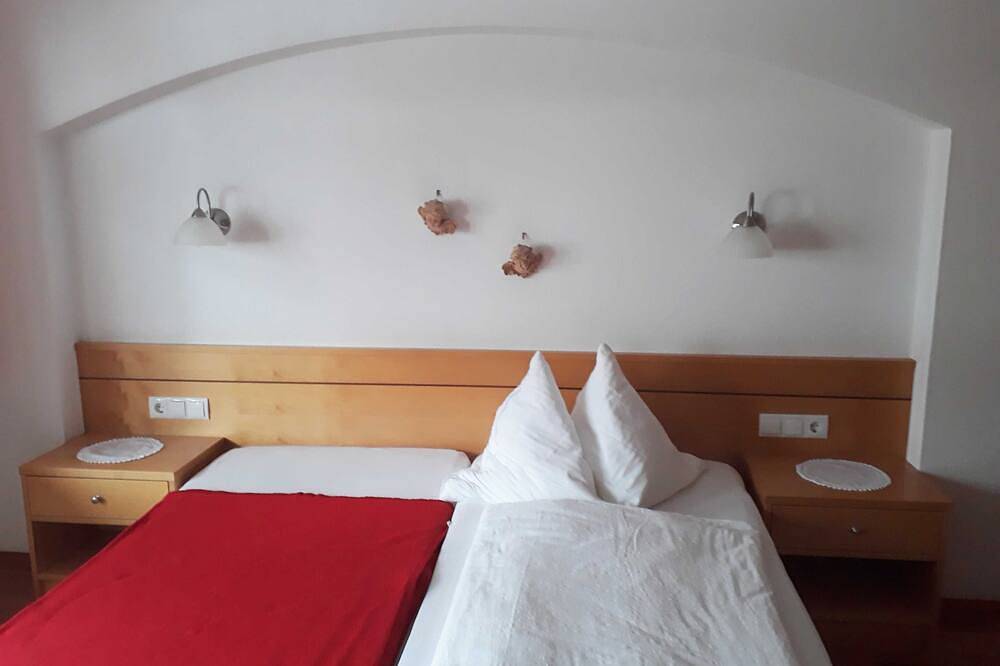 Chambre double nouvelle max 2P (type A) - Greber Christine - Frühstückspension Fernblick in Schoppernau, Bregenzerwald