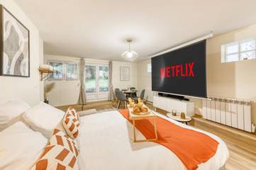 Gîte pour 2 personnes, avec terrasse à Les Pavillons-sous-Bois
