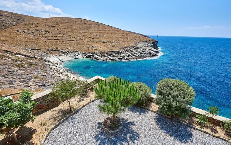 Location de vacances pour 4 personnes, avec vue ainsi que jardin et terrasse dans Kea - 3
