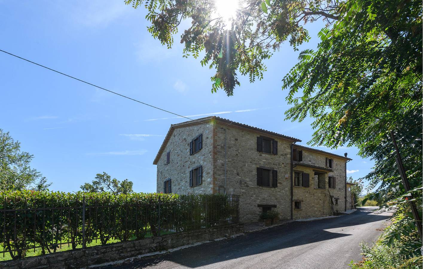 Appartamento intero, Appartamento vacanze per 4 persone con giardino in Frontino, Alta Via dei Parchi