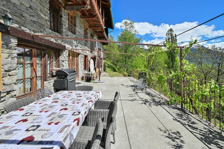 Guest Room - Aurélie's Farmhouse in Montvalezan, Albertville region