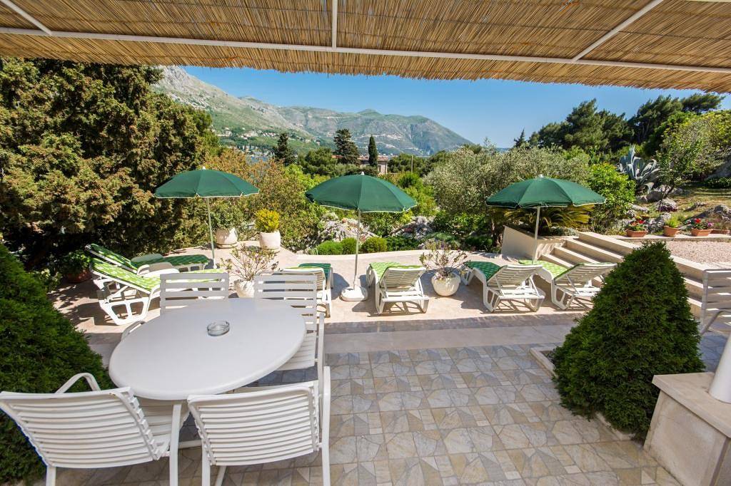 Apartments & Rooms Jokovic-Standard Double Room with Terrace and Partial Sea View (Soba 5) in Breno, Dubrovnik-Neretva