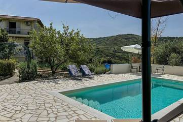 Gîte pour 6 personnes, avec jardin et balcon à Mòdolo