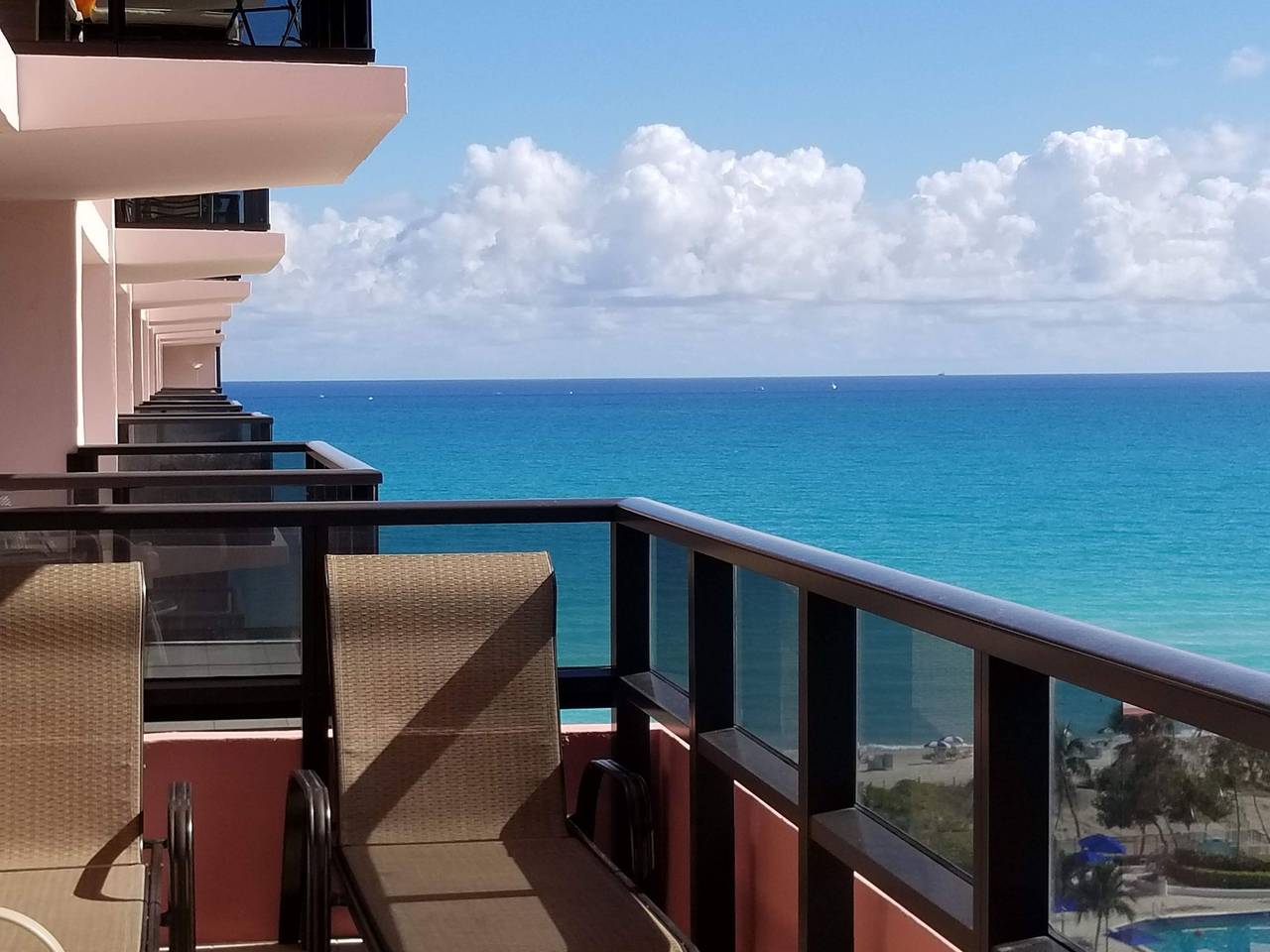 Apartamento entero, Large Contemporary Apt Beautiful Water & City Views - 819 in Miami Beach, Florida