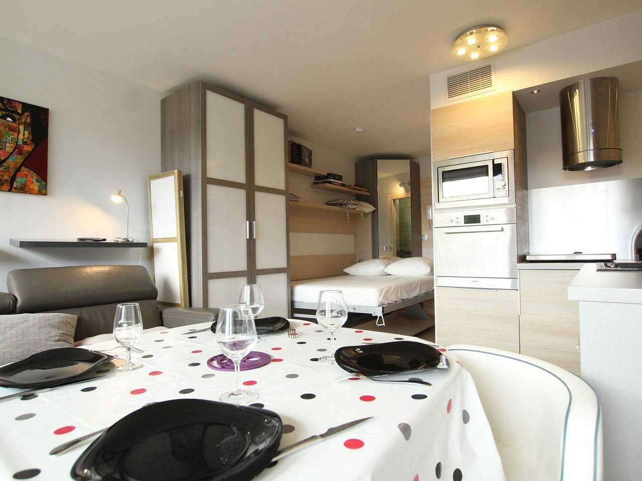 Appartement entier, Studio rénové 4 pers à Saint-Chaffrey avec balcon, classé 3 étoiles in Saint-Chaffrey, Serre Chevalier