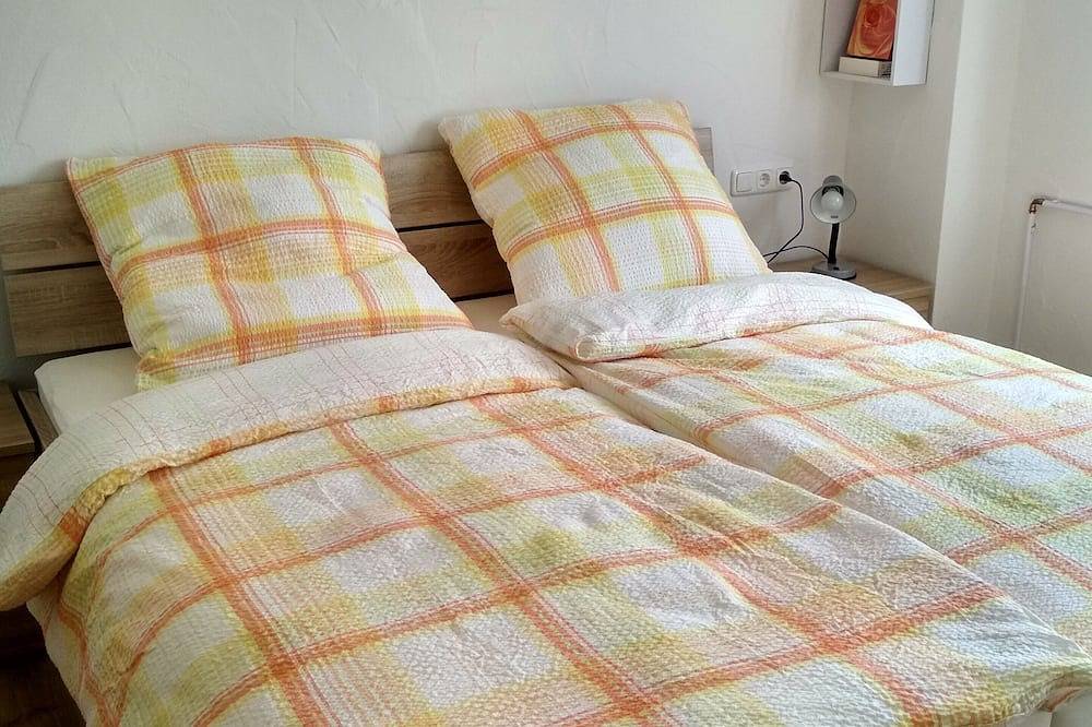 Ganze Wohnung, Moderne, gemütliche Ferienwohnung  für 2-4 Personen an der Mosel in Minheim, Bernkastel-Kues & Umgebung