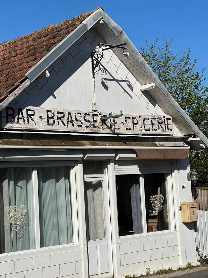 Location de vacances pour 4 personnes, avec jardin à Berville-sur-Mer