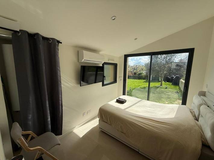 Holiday apartment for 2 people, with view and garden as well as terrace - 1