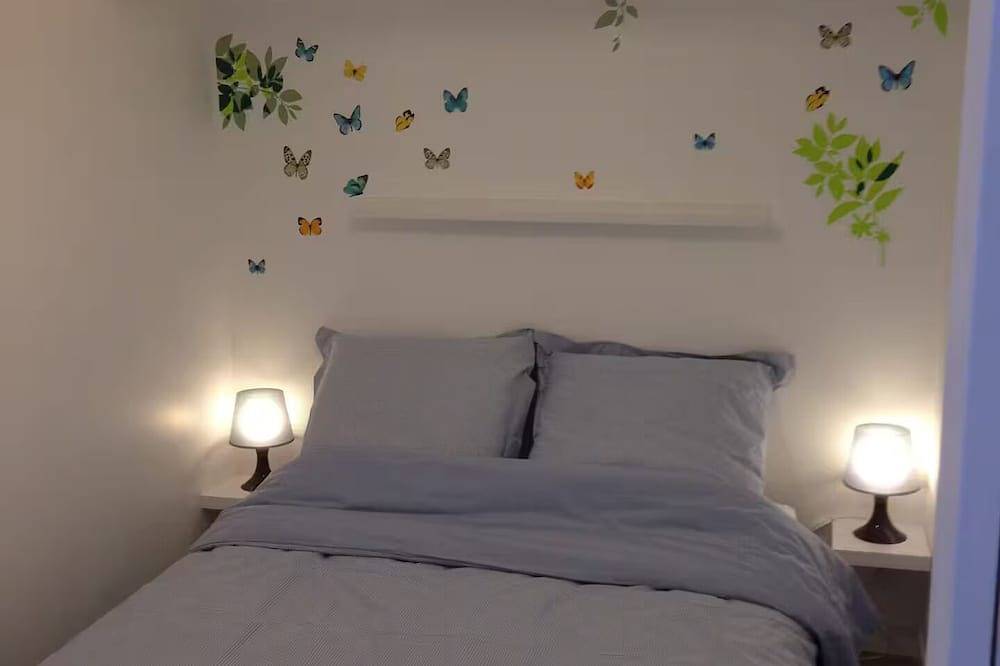 Entire apartment, Charming 2 rooms old Lille, terrace, parking in Lille, Lille region