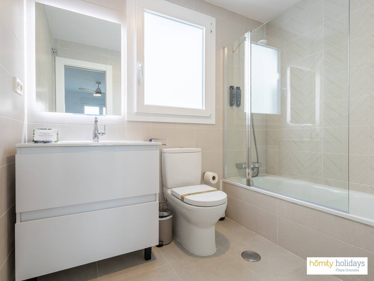 Apartamento inteiro, Homity Ático in Playa Granada, Motril