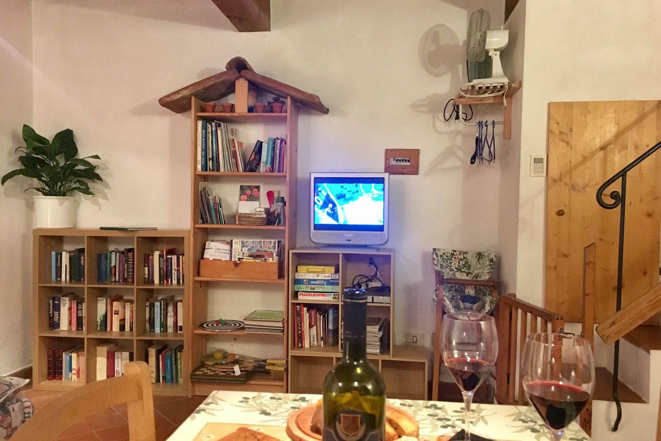 Cottage Barbara with aircon, beautiful sea view  in Casale Marittimo, Etruskische Küste