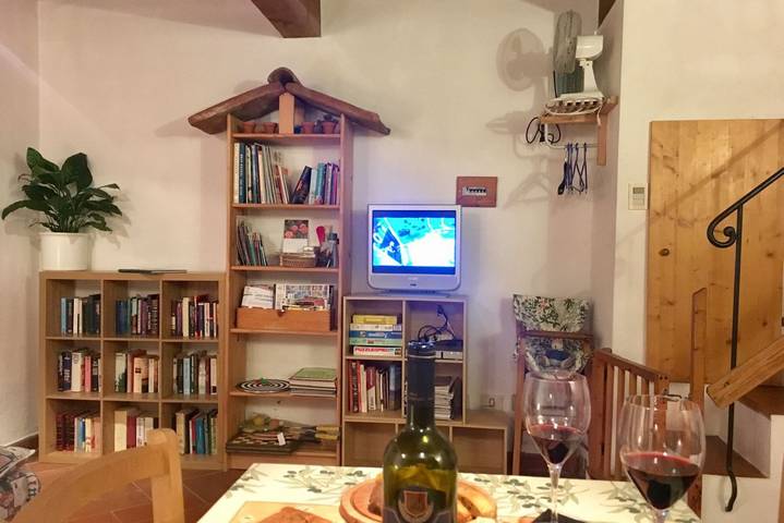 Cottage Barbara with aircon, beautiful sea view  in Casale Marittimo, Etruskische Küste