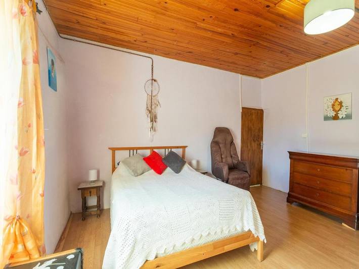 Location de vacances pour 4 personnes, avec terrasse, animaux acceptés à Saint-Germain-de-Calberte - 4