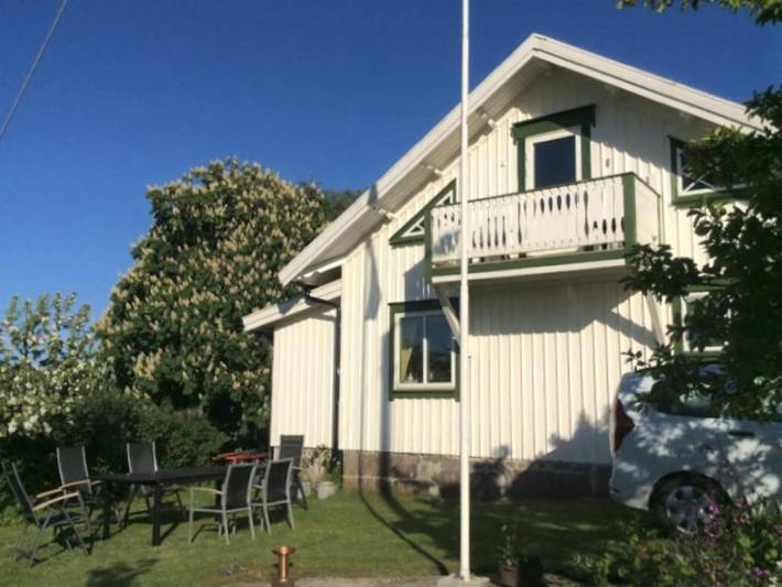 Hus för 8 Personer med trädgård in Norra Västkusten