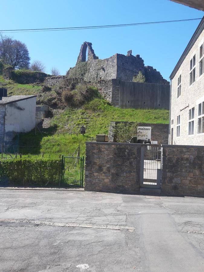 Gîte pour 2 personnes, avec terrasse dans Nismes