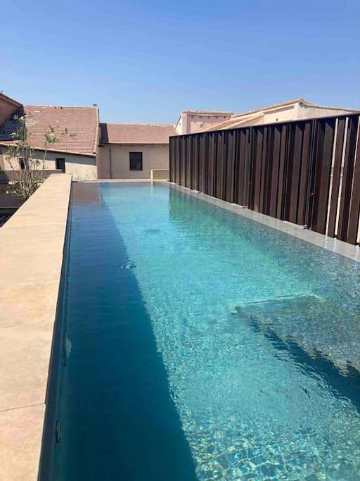 Location de vacances pour 6 personnes, avec piscine ainsi que vue et jardin à Paterna - 4