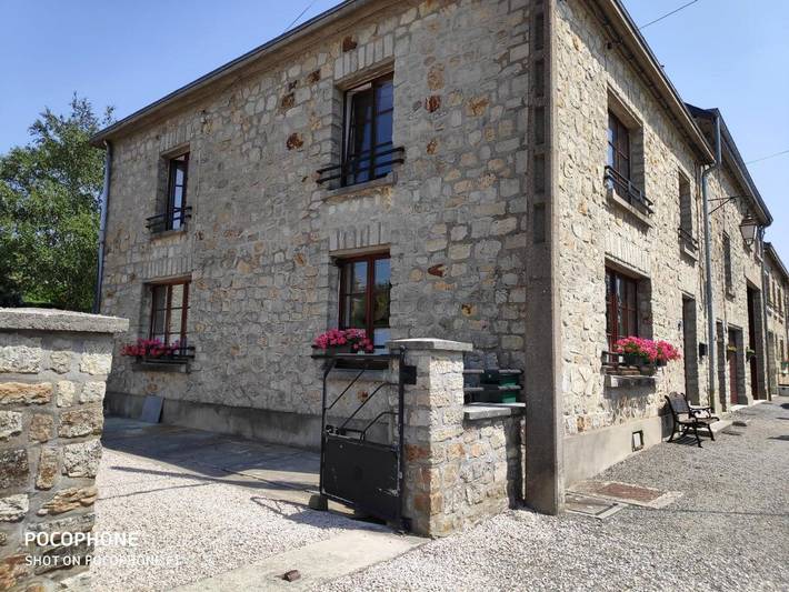 Location de vacances pour 5 personnes, avec terrasse et vue à Hargnies - 3