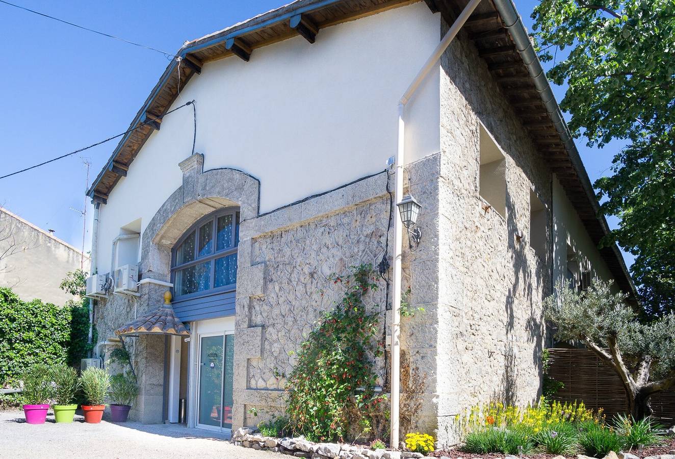 Apartamento entero, Gîte Acacia - Domaine de l'Enclos cerca del Mediterráneo y Montpellier in Mireval, Côte d'Améthyste