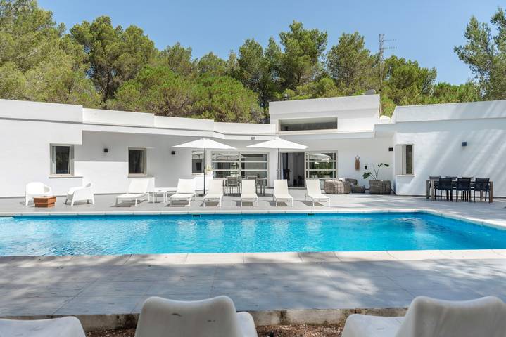 Ferienhaus für 10 Personen, mit Garten und Kinderpool