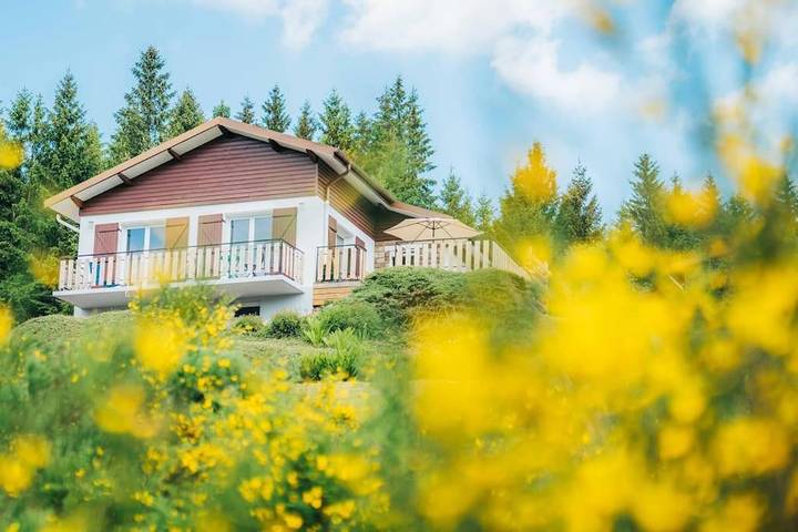 Chalet pour 8 personnes, avec jardin et vue, adapté aux familles