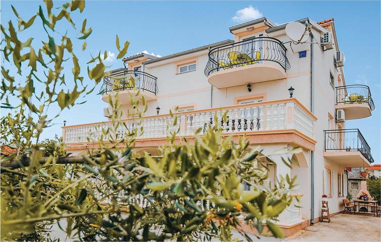 Ferienwohnung für 10 Personen, mit Terrasse - 1