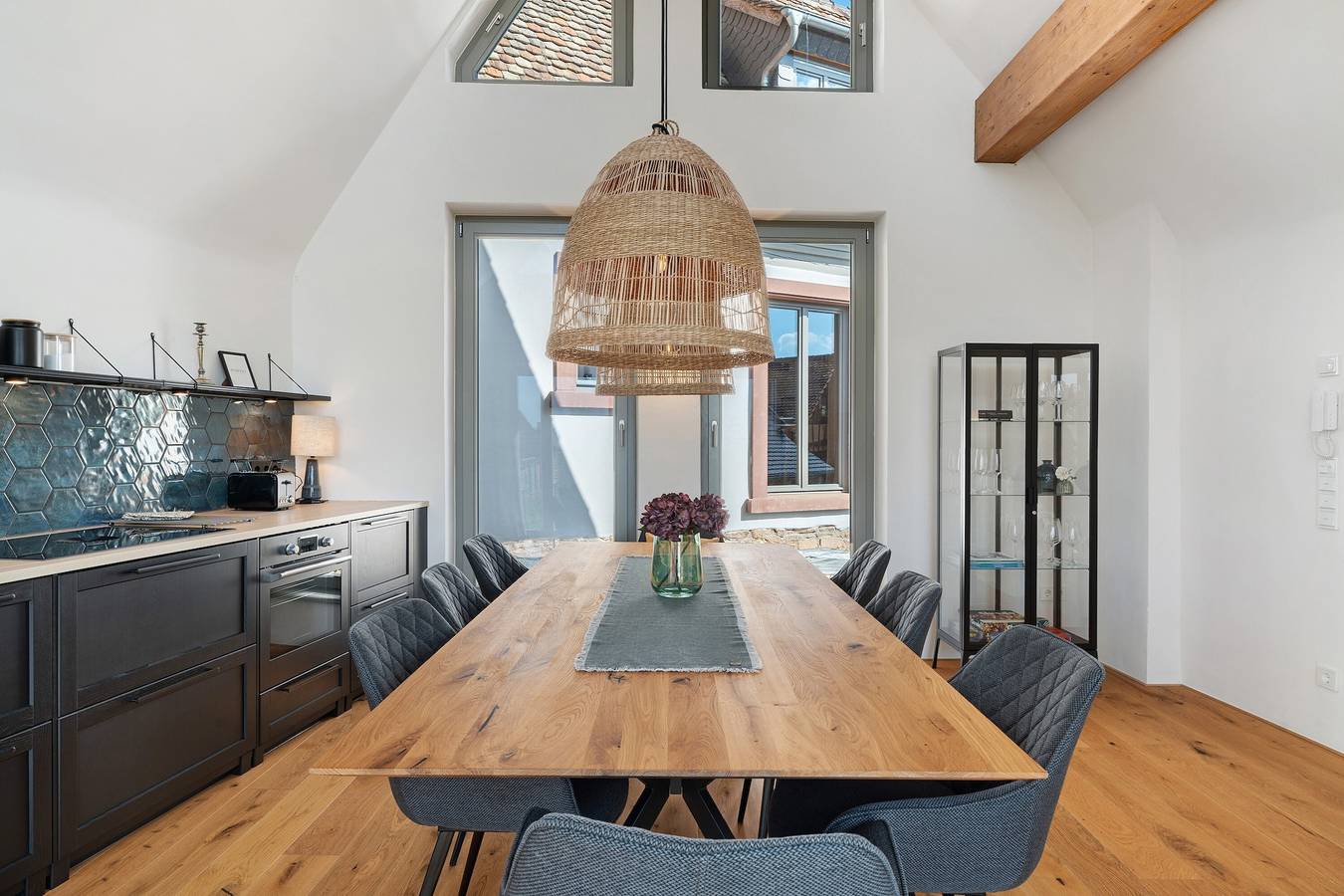 Holiday Home 'Das Alte Pfarrhaus - Scheune' with Shared Terrace and Wi-Fi in Gleisweiler, Südliche Weinstraße