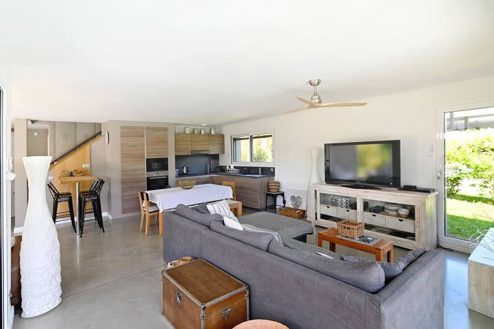 Villa pour 8 personnes, avec piscine sur le Lac d'Annecy - 3