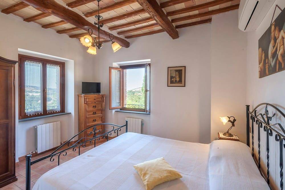 Bella casa a Tolentino con cucina in Tolentino, Provincia di Macerata