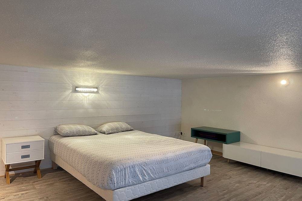 Appartement entier, Très grand loft de 155m² en plein centre ville in Montluçon, Région de Montluçon