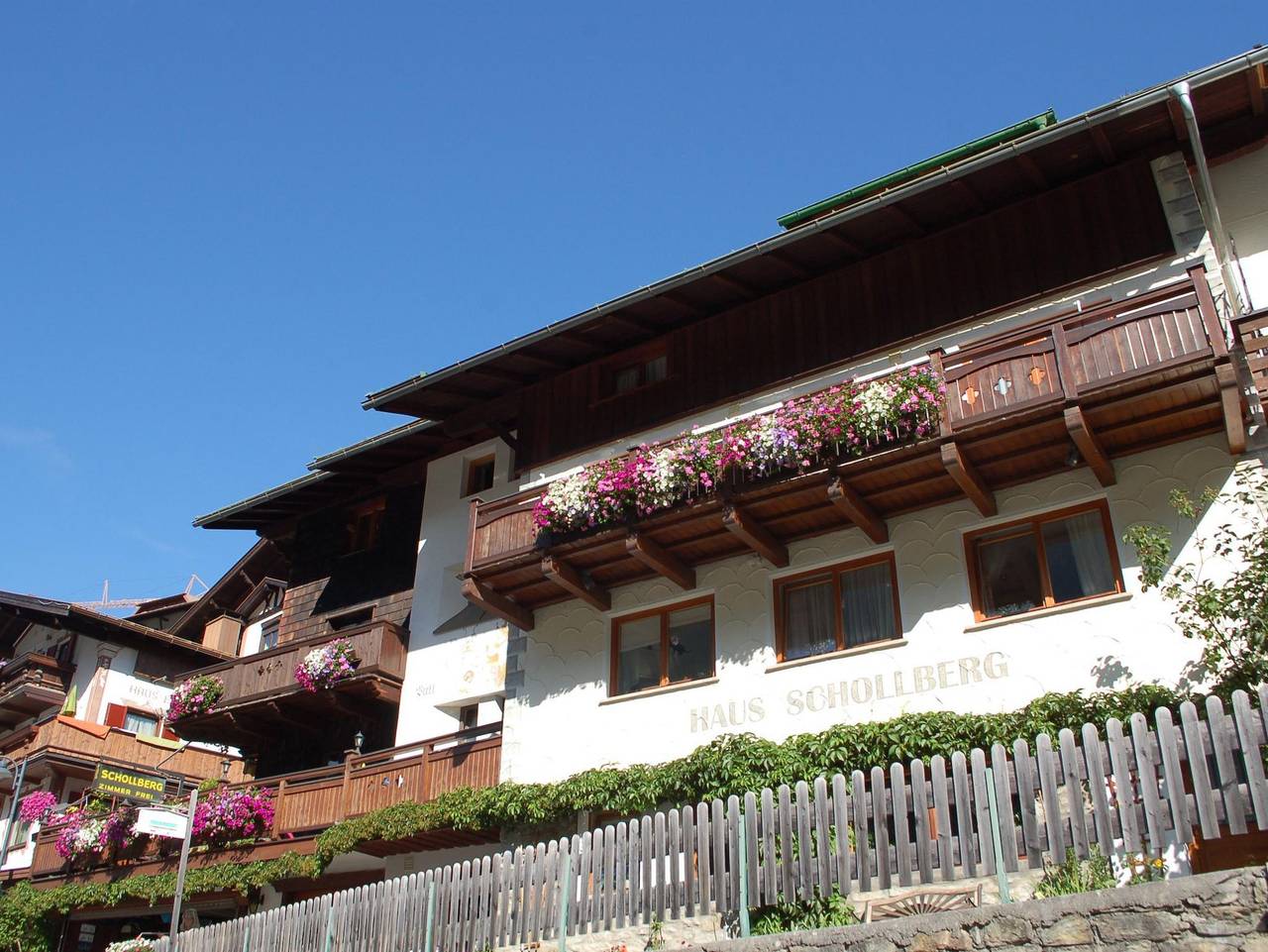 Ganze Ferienwohnung, Apartpension Schollberg - S'Fei #3,5 in Lechtaler Alpen, Sankt Anton am Arlberg