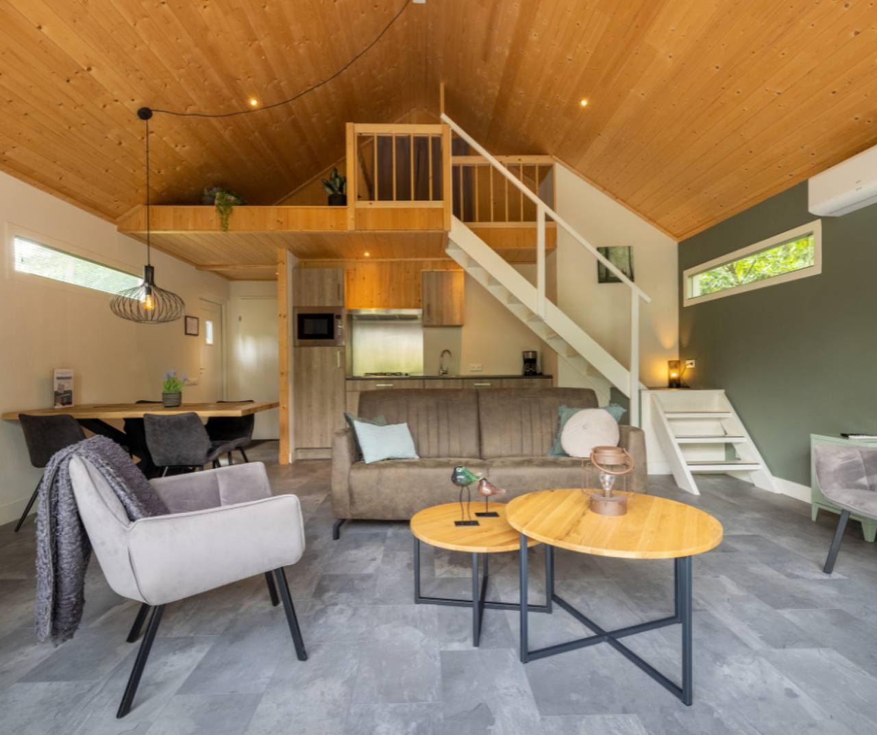 Mooi 4 persoons chalet op de Veluwe nabij Hoenderloo in Veluwe