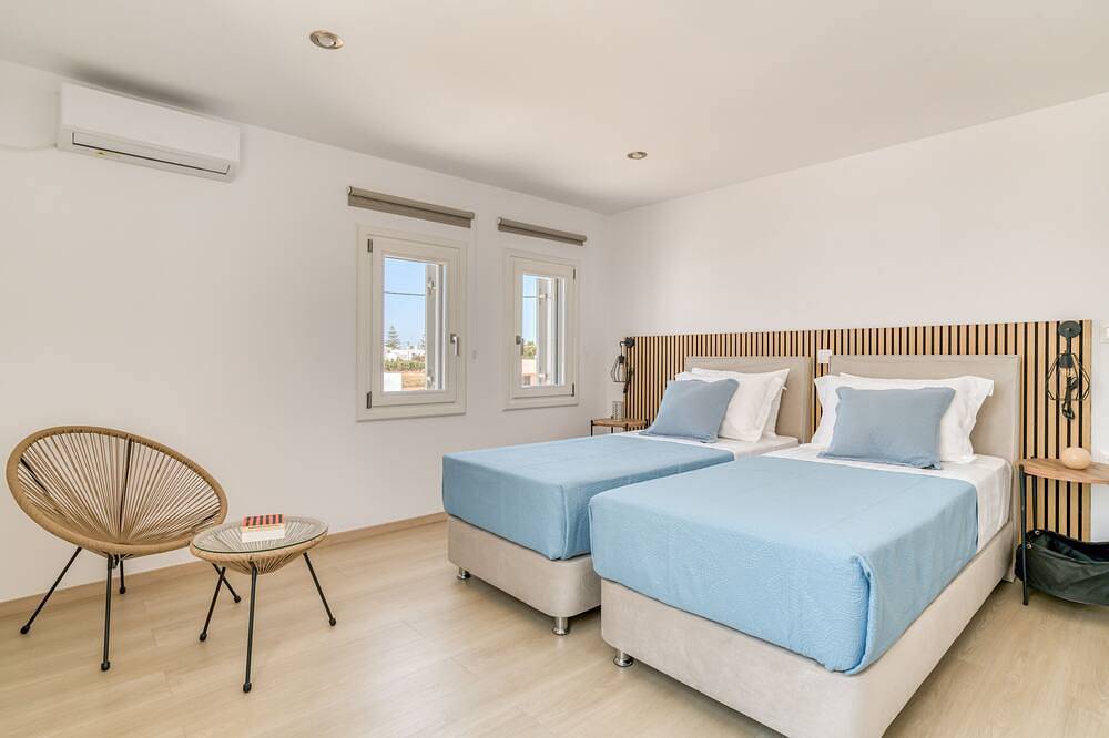 Mikon Luxury Villa in Aliki, Paros
